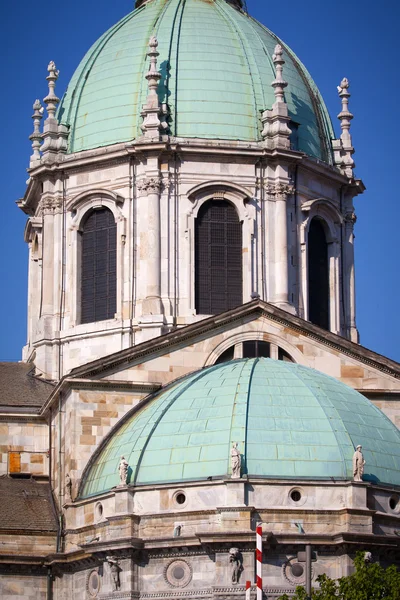 Catedral de Como en el Lago de Como —  Fotos de Stock