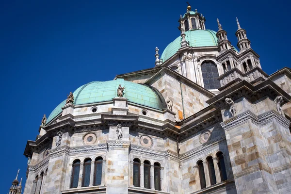 Catedral de Como en el Lago de Como —  Fotos de Stock