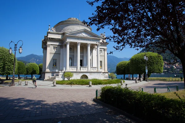 Templo de Volta em Como, Italia — Fotografia de Stock