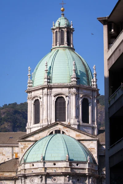 Duomo di Como sul Lago di Como — Foto Stock