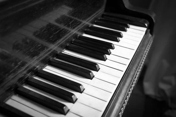 Keyboard of Vintage Piano — Stock Photo, Image