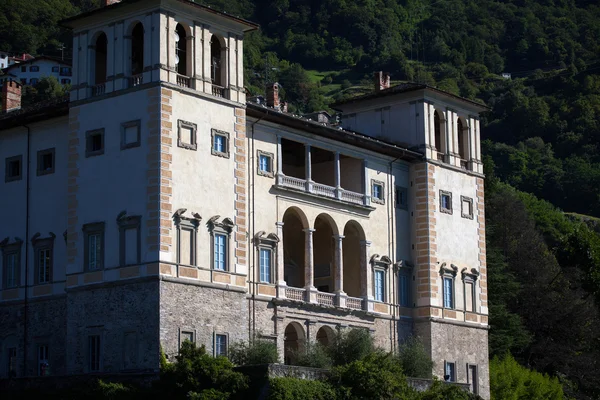 Gravedona em Lago de Como, itália — Fotografia de Stock