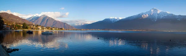 Gera Lario bir kış günü, Lake Como District içinde