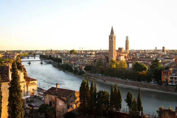 Panoramautsikt över verona, Italien — Stockfoto