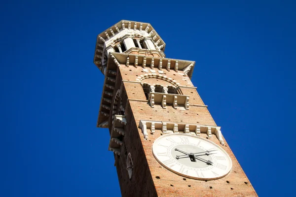 Torre Lamberti em Verona — Fotografia de Stock