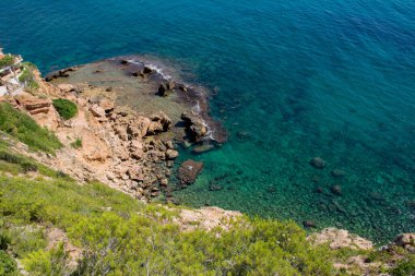 Sahil manzarası güzel..