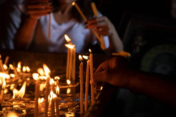 People Light Candles Church — Stock Photo, Image