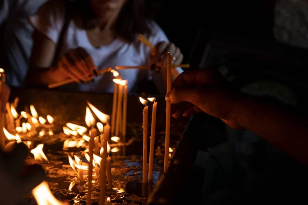 People Light Candles Church — Stock Photo, Image