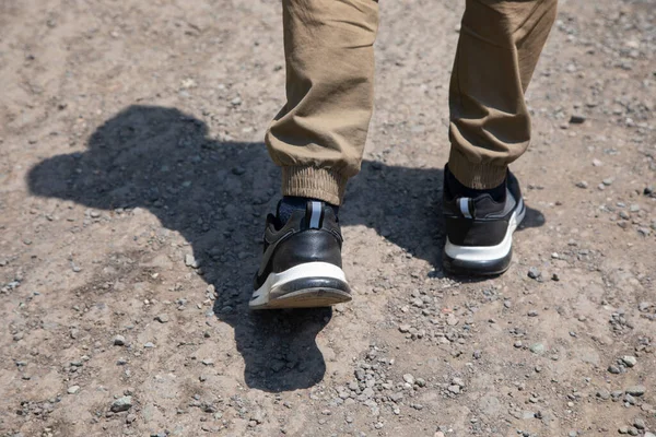 Close Man Shoes Walking Street — Stock Photo, Image