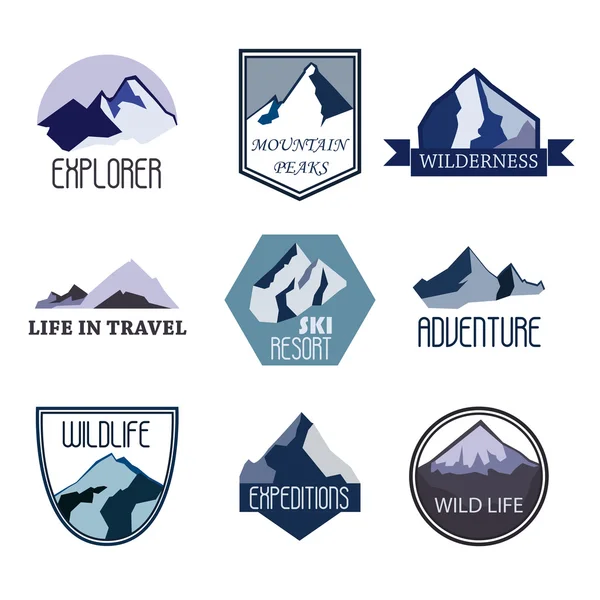 Uppsättning av mountain äventyr och expedition logotyp emblem samlingar. Travel emblem vektor — Stock vektor