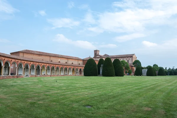 Certosa Ferrara, starożytny cmentarz miasta — Zdjęcie stockowe