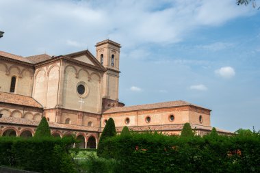 Certosa Ferrara, şehrin eski mezarlık