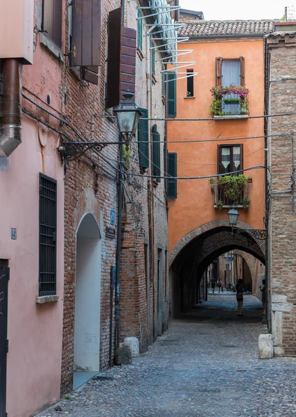 Ancient medieval street in the downtown of Ferrara city — Stock Photo, Image