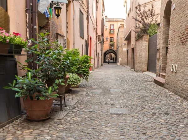 Antiga trattoria no centro da cidade de Ferrara — Fotografia de Stock