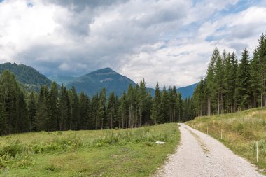 Güzel bir İtalyan dolomites doğa manzarası