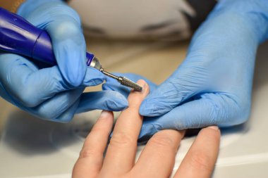 Müşteri donanım pedikürü sürecinde..