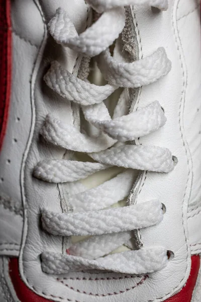 Bağcıkları Bağcıkları Olan Bir Ayakkabıyı Kapat — Stok fotoğraf