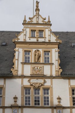 Neuhaus Kalesi, Almanya 'nın Paderborn kentindeki bir tepede eski bir bina.