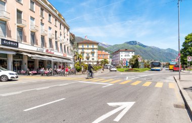 Locarno, İsviçre en sıcak iklim ile şehir olduğunu.