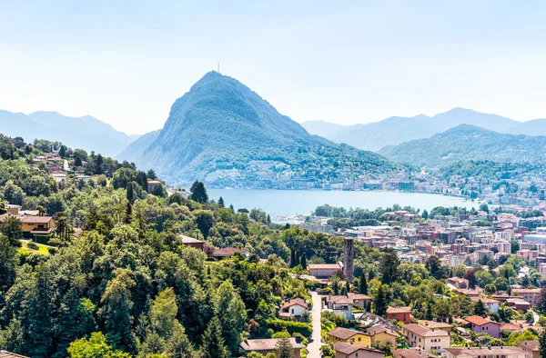 Panoramisch uitzicht van Lugano, Zwitserland — Stockfoto