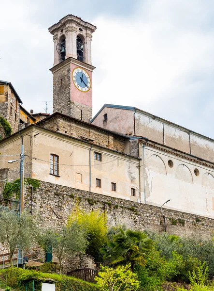 San martino Kościół w miejscowości Castello Valsolda — Zdjęcie stockowe
