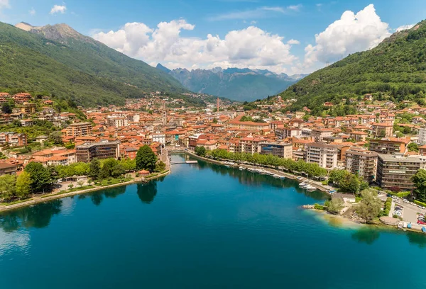 Vista Aérea Omegna Costa Del Lago Orta Provincia Verbano Cusio — Foto de Stock