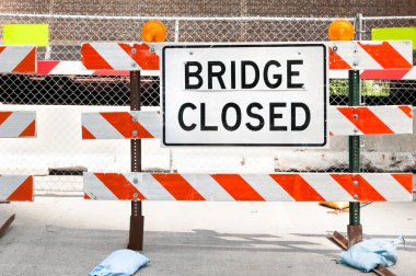 Bridge closed sign clipart