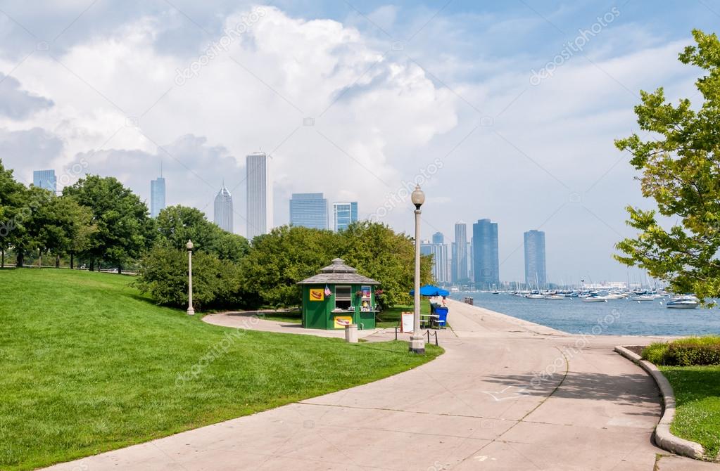 Park of Lake Michigan with Chicago skyline in the background