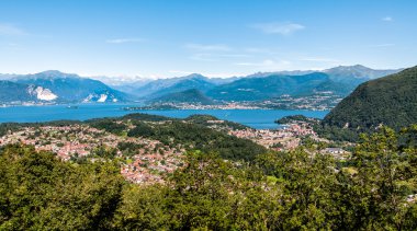 Lake Maggiore panoramik manzaralı