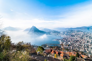 Lake Lugano panoramik manzaralı
