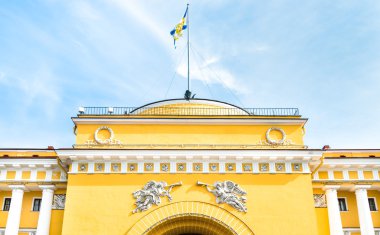 Saint-Petersburg bina Admiralty cephe