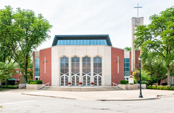 St. Norbert Parish church, Northbrook, Illinois, USA — Stock Photo, Image