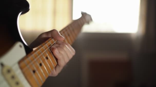 Gitarrist Spelar Gitarr Solo Elgitarr — Stockvideo