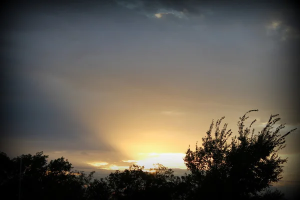 Ondergaande zon — Stockfoto