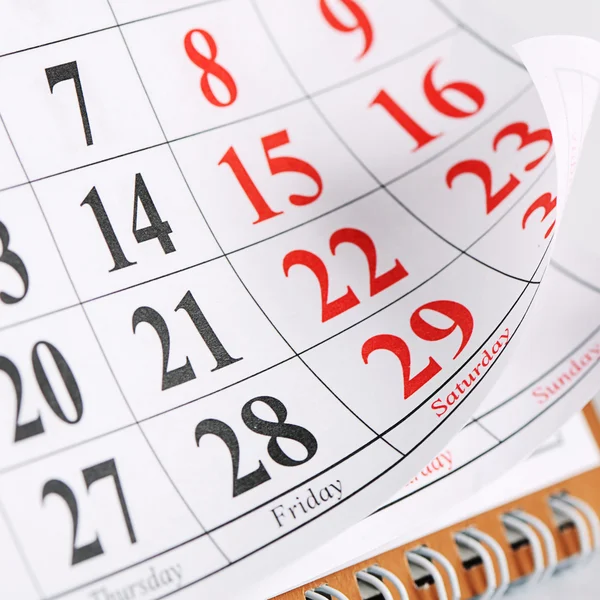 Primer plano de las fechas en la página del calendario — Foto de Stock