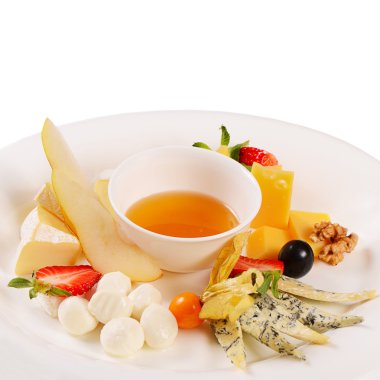 Bal ile karışık peynir