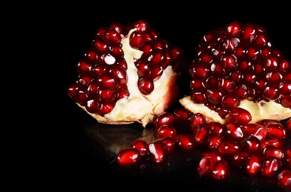 The fresh pomegranate as a background — Stock Photo, Image