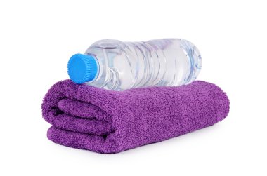 Beyaz izole banyo havlusu 
