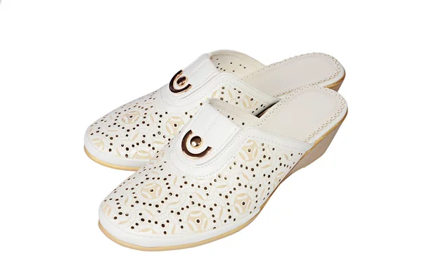 Sapatos de verão feminino isolados no fundo branco — Fotografia de Stock