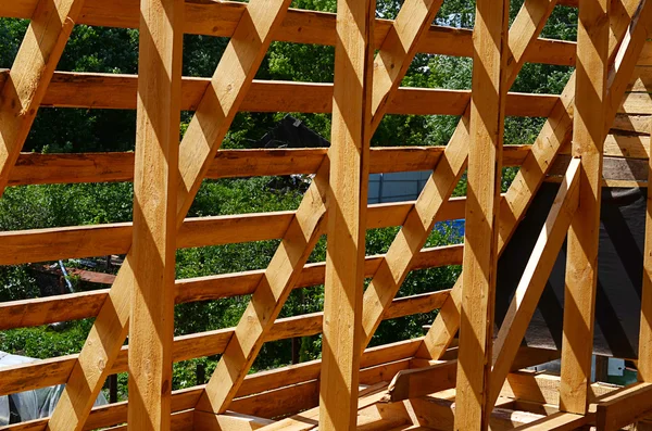 Bouw van de houten huis — Stockfoto
