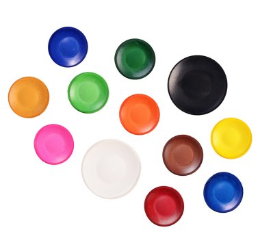 Beyaz izole yuvarlak suluboya boyalar