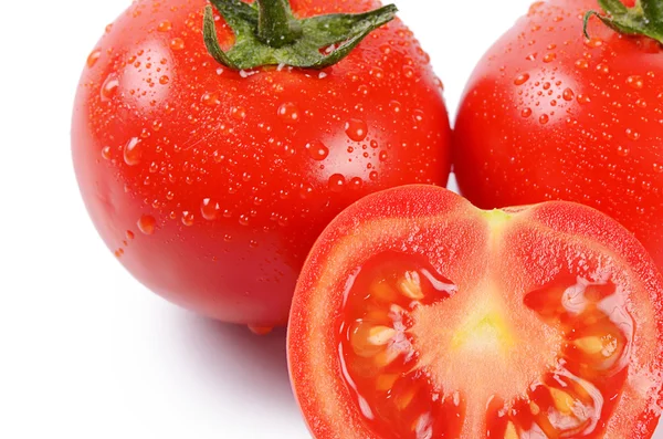 白で隔離される赤の新鮮なトマト — ストック写真