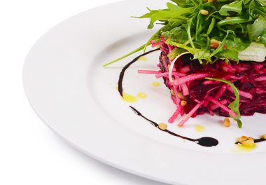 Bir taze pancar salatası