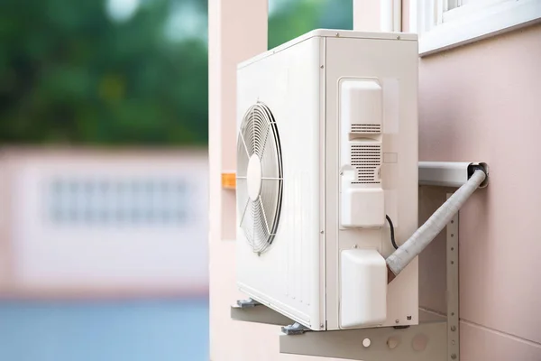 Externí Dělená Stěna Typ Domu Klimatizace Kompresor Jednotka Instalovaná Vnější — Stock fotografie