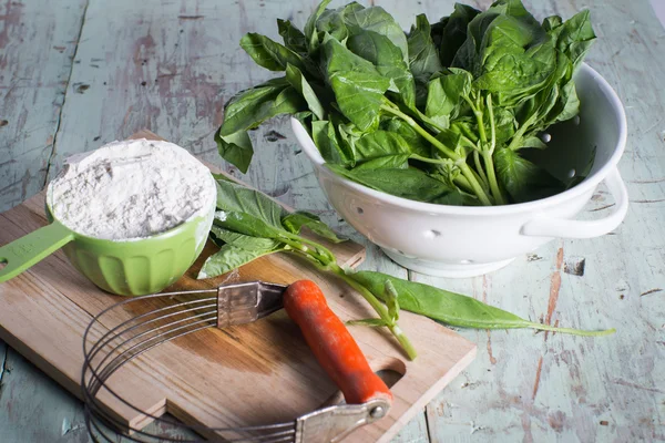 Baking with basil savory — Stock Photo, Image