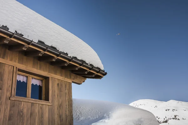 フランス山の冬のキャビン. ストック写真