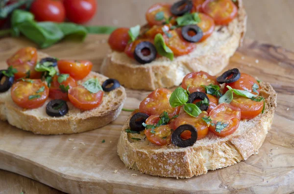 Pane tostato con pomodori — Foto Stock