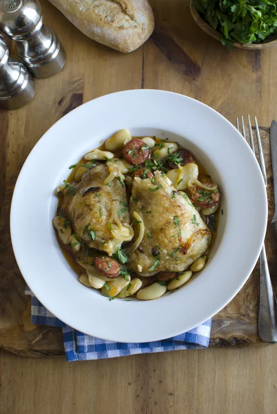 Pollo con frijoles — Foto de Stock