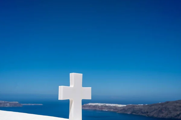 Santorini Eiland Uitzicht Caldera Zonnige Dag Kleine Minimalistische Grieks Orthodoxe — Stockfoto