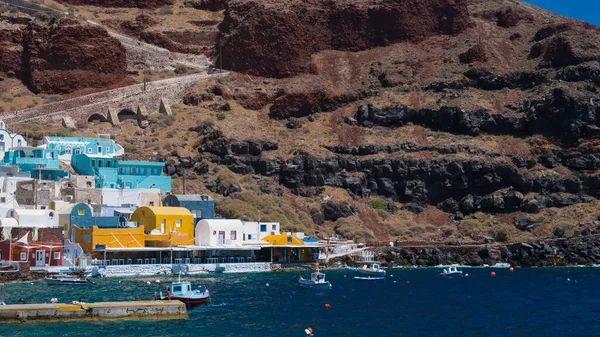 Uitzicht Vanaf Zee Van Oia Zeehaven Santorini Griekenland Unieke Architectuur — Stockfoto